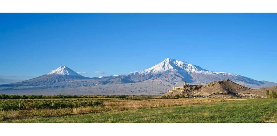 3 Day Private Tour with an Exclusive Visit to Gyumri - Noravank in a red-rock canyon