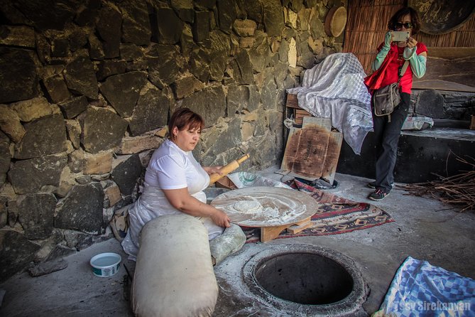 5 Days Armenia Package with Accommodation, Tours and Transfers - Arrival at Zvartnots and your first night