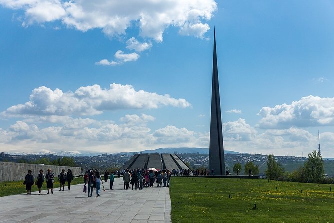 Amazing Yerevan - Tsitsernakaberd: beginning with Armenia’s painful past