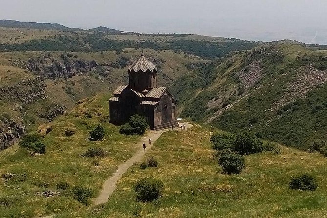 Amberd (Saghmosavank,Armenian alphbet monument) - Vahramashen Church beside the fortress