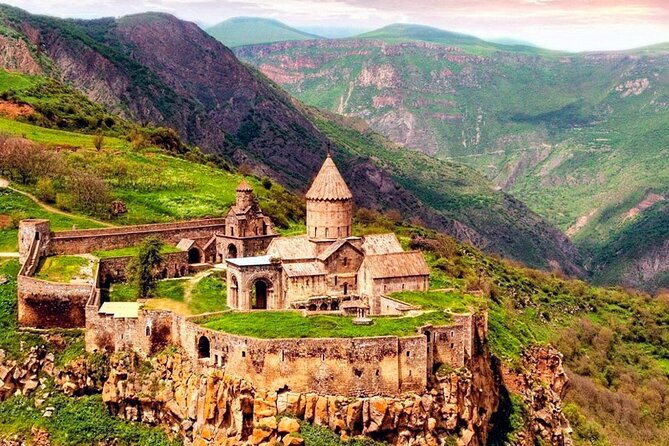 Armenia at a Glance: Private Multi-Day Tour - Khor Virap, Areni, and Noravank in one long day
