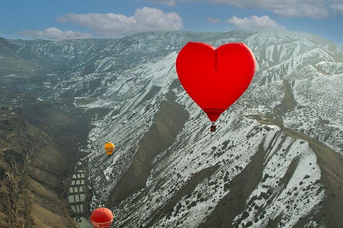 Balloon ride Skyball - The post-flight certificate and champagne toast
