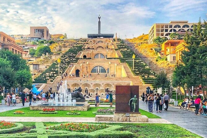 Best of Armenia: private 2-3 days tour to Yerevan w/ family lunch - The highlights at a glance