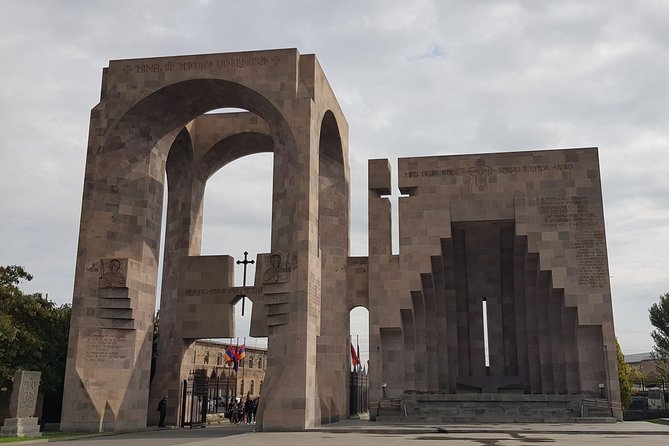 Day trip to: Echmiadzin Cathedral and Zvartnots Temple - Why this half-day trip works from Yerevan