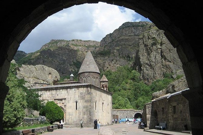 Day trip to: Garni and Geghard - What the guide and driver add