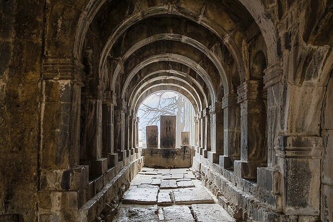 Discover Armenia: Tbilisi-Haghpat-Dilijan-Sevan-Yerevan-Tbilisi - Lake Sevan: scenery, food, and a flexible interpretation of the stop