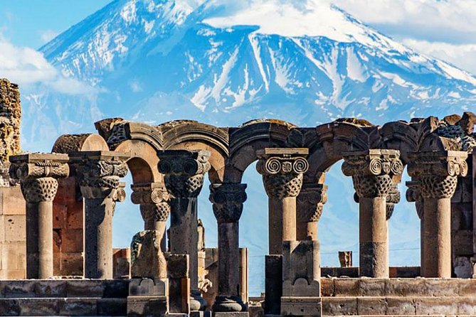 Echmiadzin (Hripsime, Gayane, Mother Cathedral) and Zvartnots Temple - What the guide adds to the experience