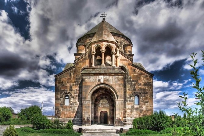 Echmiadzin (Hripsime, Gayane, Mother Cathedral) and Zvartnots Temple - Timing, meeting point, and practical planning