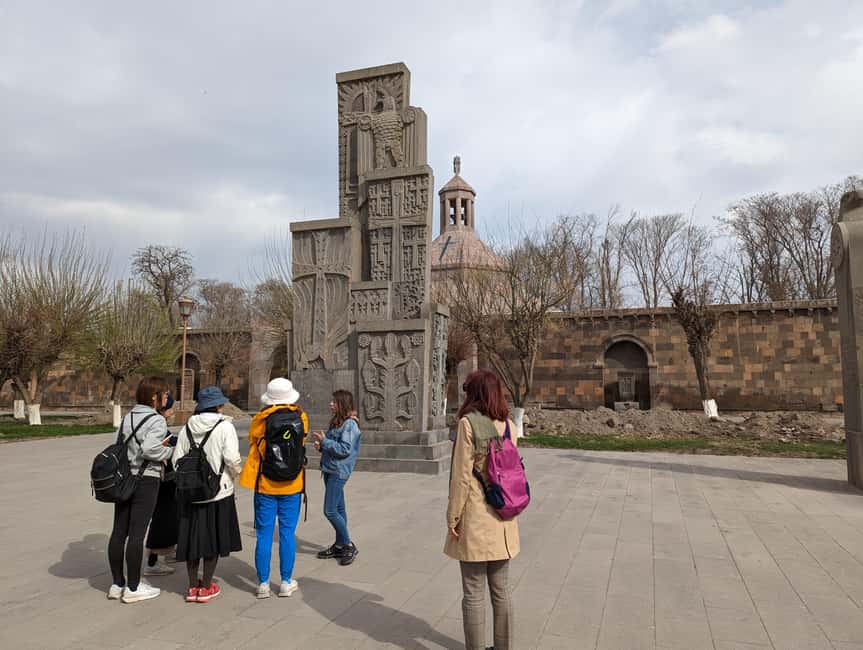 Enlightened Armenia: Echmiadzin, Khor Virap, Noravank, Areni - Key points before you book