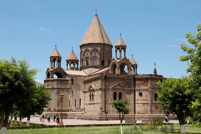 Family package for 7 days - Starting in Yerevan with a private arrival