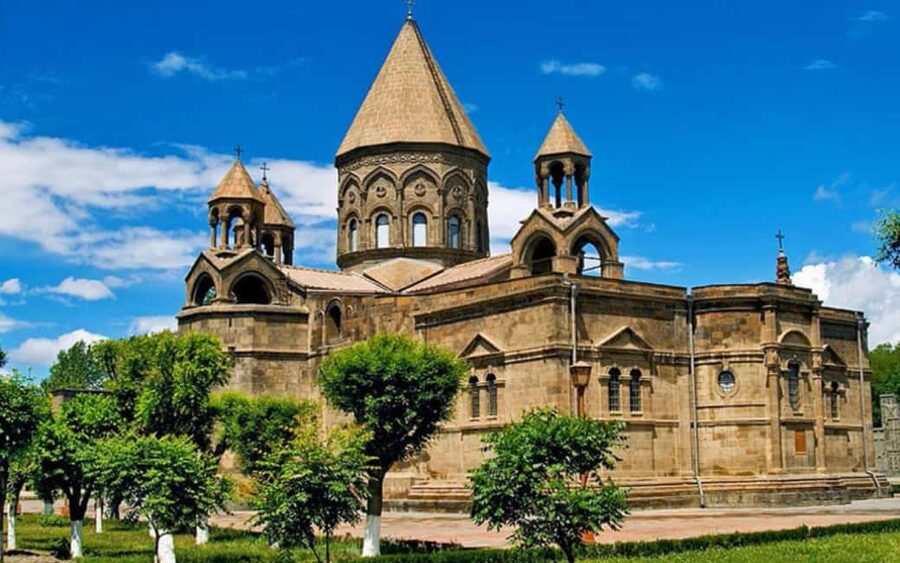 From Yerevan: Echmiadzin cathedral and Zvartnots temple - Key points to know before booking