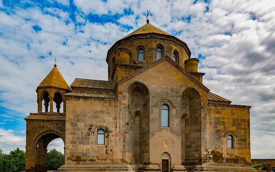 From Yerevan: Echmiadzin cathedral and Zvartnots temple - The timing issue to keep in mind