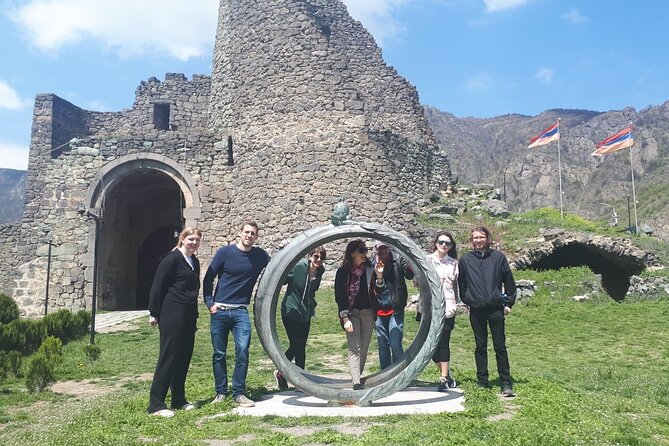Full Day Guided Tour from Yerevan to Tbilisi with Homemade Lunch - Arrival in Tbilisi Old Town