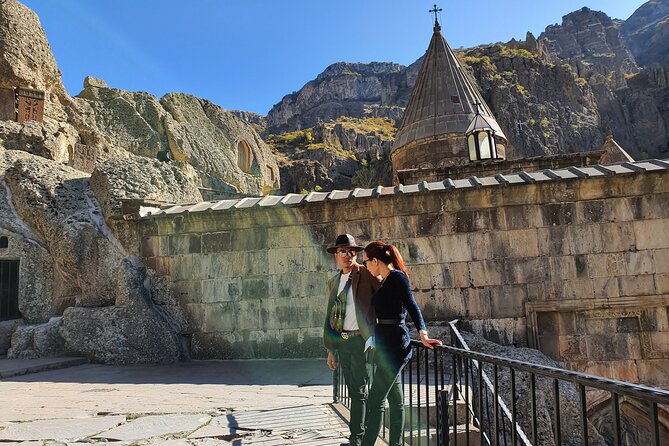 Garni and Geghard Half-Day Private Tour - The private vehicle and the English question