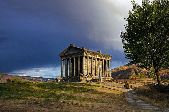 Garni, Geghard, Charents Arch, Azat reservoir, Khor Virap - Key points at a glance
