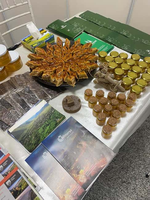 Goris: Beekeeping Traditions & Beeswax Balm Making Workshop - Making balm from beeswax and a family recipe