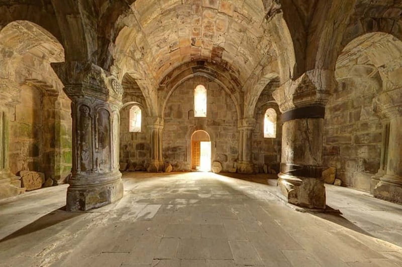 Group Tour: Dilijan, Parz Lake, Makaravank, wine factory - Why this route works from Yerevan