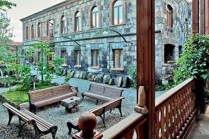 Group Tour: Gyumri (Urban Life museum, Black fortress, old town), Harichavank - Why Gyumri makes a good day trip from Yerevan