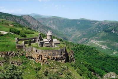 Khor Virap, Noravank, Tatev monasteries (wayback on Ropeway)