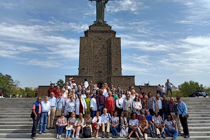Group Tour: Sightseeing in Yerevan, Erebuni Museum and Fortress - What the bilingual guiding means in practice