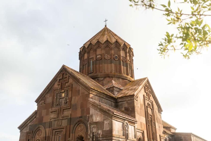Group Tour to Gyumri: City tour, Monasteries and Culture - Why Gyumri feels different from Yerevan