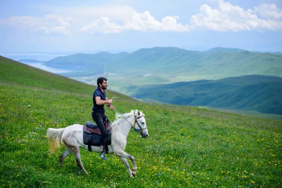 Horseback Adventure in Armenia’s Highland Pastures - Tea, coffee, and a campfire at Yerivar