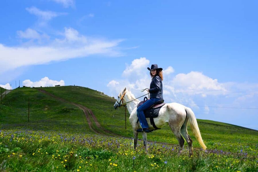 Horseback Adventure in Armenia’s Highland Pastures - Who will enjoy this Armenian mountain ride?