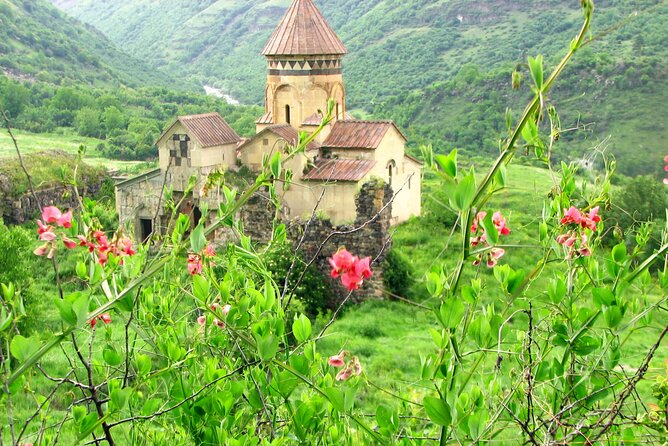 Horseback Riding in Armenia - Day 5: Up and down through Marts Gorge