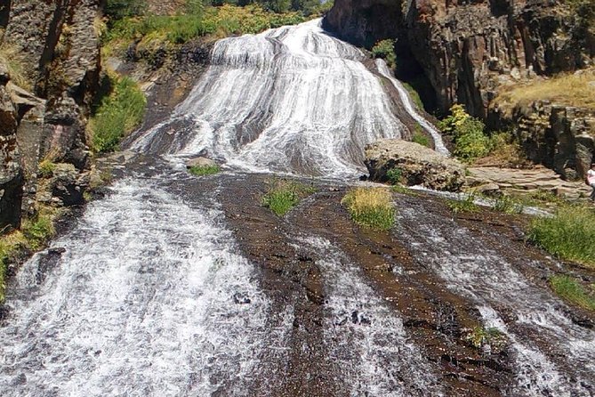 Jermuk(waterfall),Noravank,Wine degustation,Khor Virap - Key points to know before booking