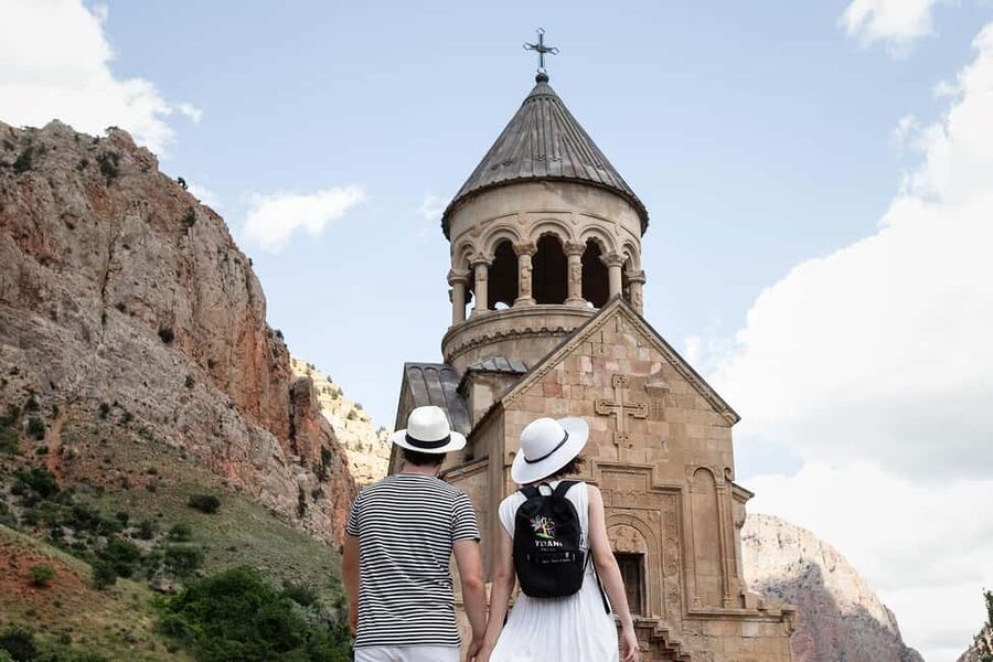 Khor Virap, Noravank and Birds' Cave Trip with Wine Tasting - Why the $32 price works
