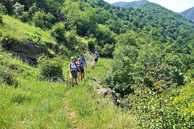 Lori Canyon Vacations - The morning transfer from Yerevan to Lori
