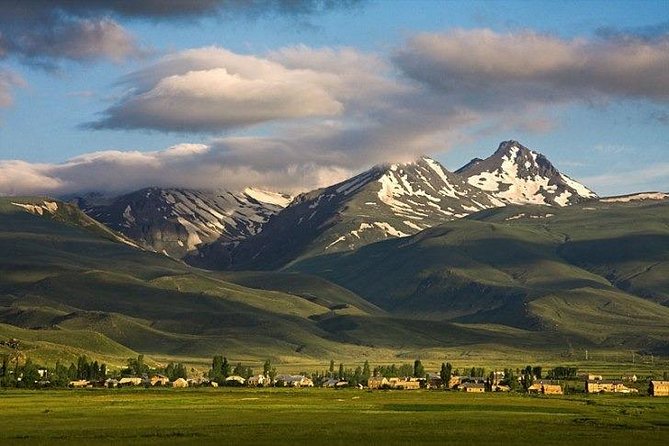 Mount Aragats, Amberd Fortress, Saghmosavank Monastery, Alphabet - private tour - What to Pack for the 3,150-Meter Stop