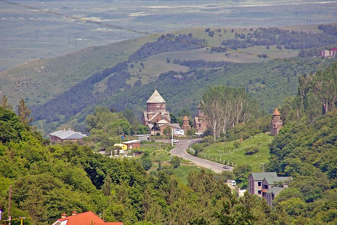 Private 6-7 hour Tsaghkadzor, Kecharis, Lake Sevan, Sevanavank Tour from Yerevan - Guides, drivers, and the value of going private