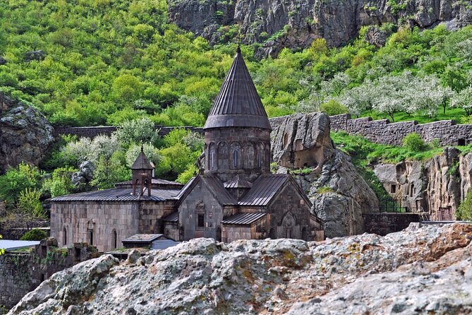 Private Day Trip to Symphony of Stones-Garni-Geghard & Lake Sevan - Symphony of Stones and the basalt columns