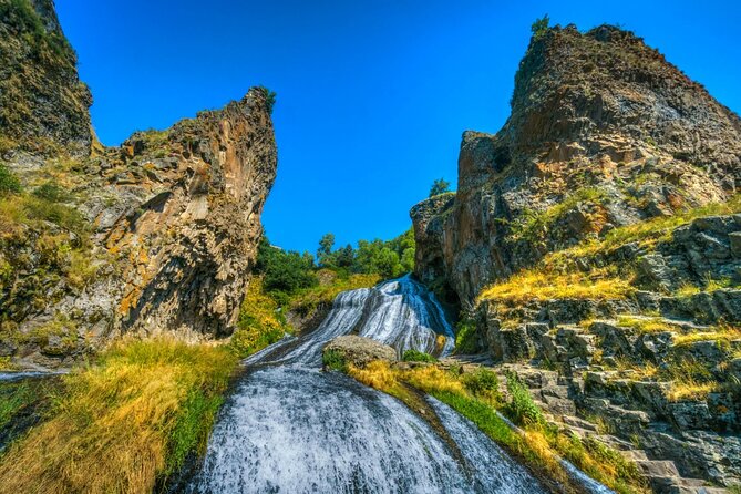 Private tour Jermuk, waterfall, Tatev Monastery and TaTev Ropeway - Tatev Monastery on its three-sided hill