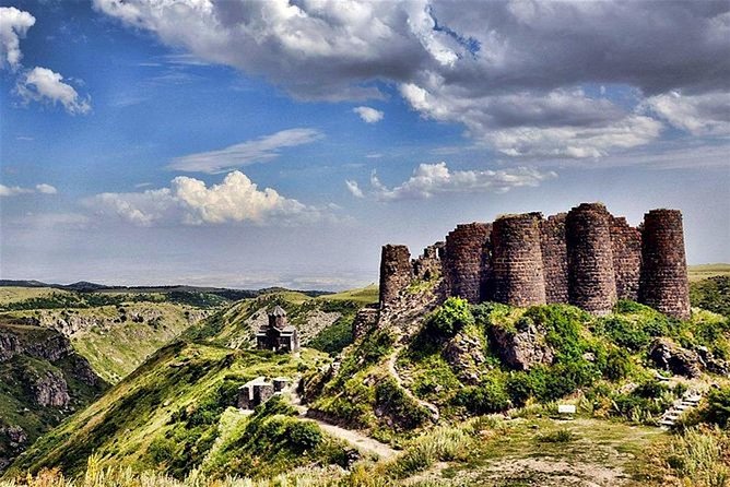 PRIVATE TOUR: Saghmosavank , Alphabet monument, Amberd fortress - Four details that shape this private mountain outing
