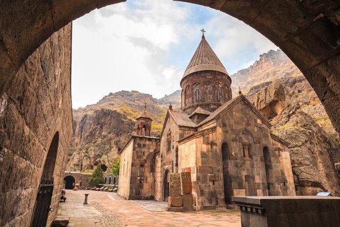 Private tour to Echmiadzin (st Cathedral), Zvartnots, Khor Virap, Garni, Geghard - Guides, drivers, and the difference they make