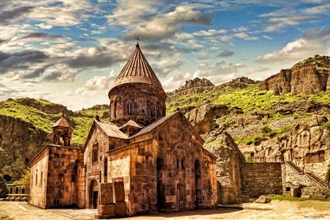Private tour to Garni-Geghard-Arch of Charents-Tsaghkadzor-Lake Sevan - Why this private Yerevan day trip works