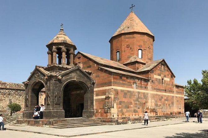 Private tour to Khor Virap, Ararat view - Entering Khor Virap and its famous underground prison