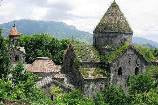 Private tour to UNESCO heritage Haghpat and Sanahin monasteries and Odzun church - Food, weather, and the long-day reality