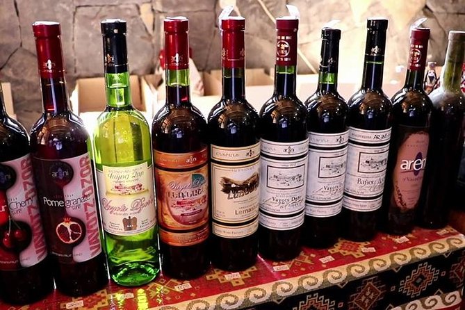 Private wine tour to Khor Virap, Areni winery, Noravank - Khor Virap and the view of Mount Ararat