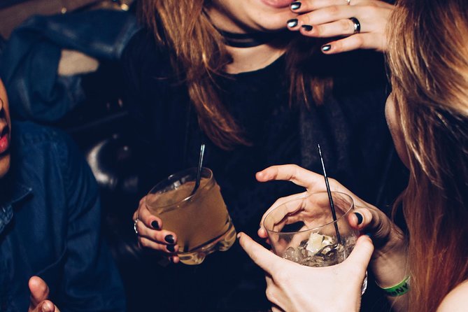 Pub crawl Yerevan - The social question: lively group or private evening?