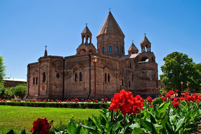 Tsitsernakaber-Hripsime-Echmiatsin-Noy brandy factory - Key points to know before booking