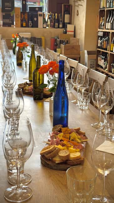 Yerevan: Armenian Wine Tasting at In Vino - Finding the beige awning near Saryan House-Museum