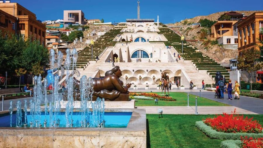 Yerevan City Tour: Discover an Old and New Yerevan - Abovyan Street and the city’s older center