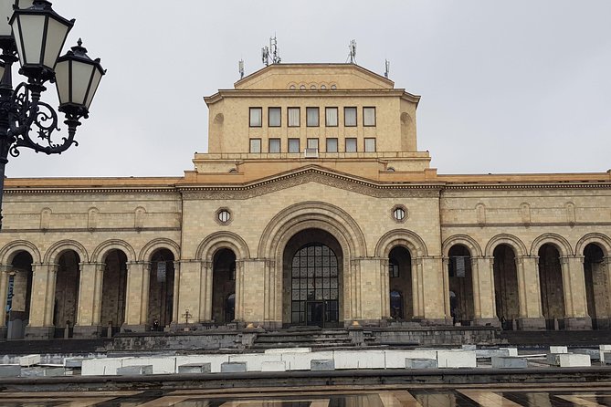 Yerevan City Tour: Private Tour - Northern Avenue shows modern city life
