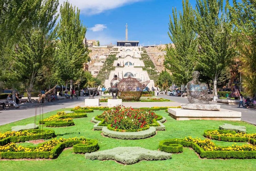Yerevan: Private City Tour - Opera and Ballet Theater, Just Ten Minutes