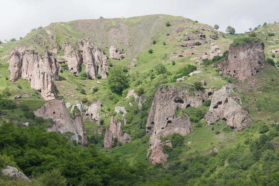 Yerevan: Tour of Tatev, Kndzoresk, Shaki Waterfall and Areni - The long road from Yerevan to Syunik